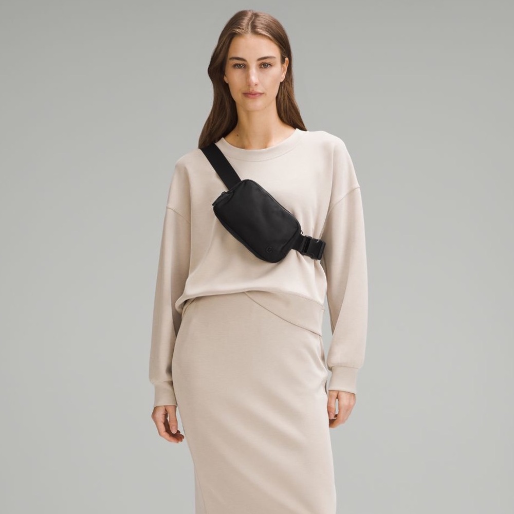 Lululemon Everywhere Belt Bag, 1L